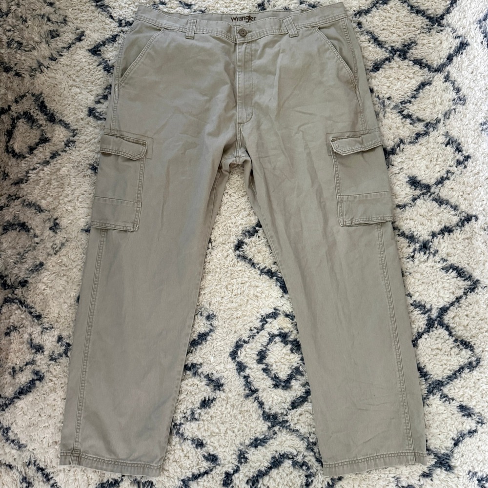 Wrangler Cargo Pants Mens 40x30 Khaki Tan Rugged Outdoor Utility Work Trousers